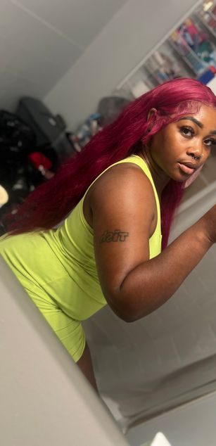 Model - richoffeka findom