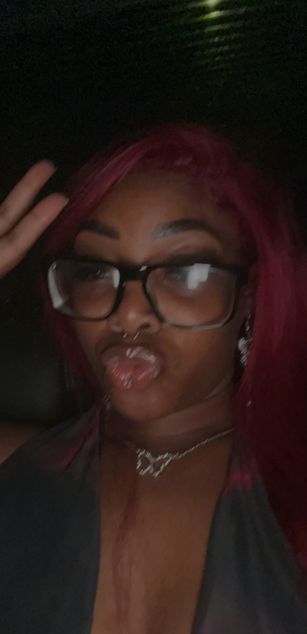 Model - richoffeka findom