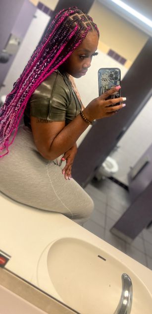 Model - richoffeka findom