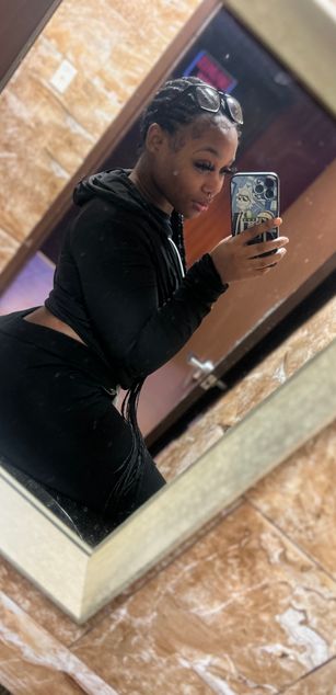 Model - pocahontasgrim findom