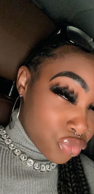 Model - richoffeka findom