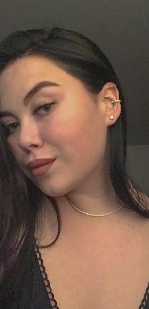 Model - Betty_Cherry ass