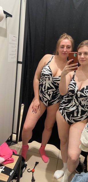 Model - LilyDolly69 boobs