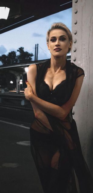 Model - Frances York fetish