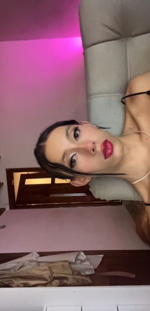 Model - Doja Alice Soto Mejia bigass