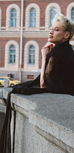 Model - Frances York fetish