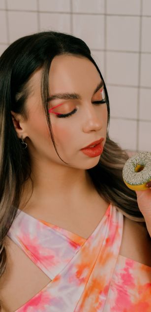 Model - Luna Night blowjob