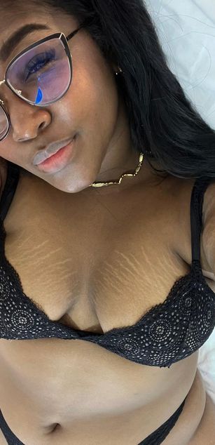 Model - SARAH JONES BBW