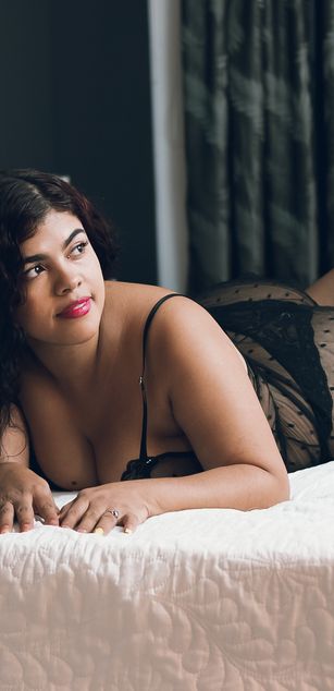 Model - Naomi Vixen toys