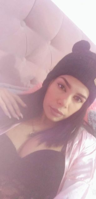 Model - kamila curvy