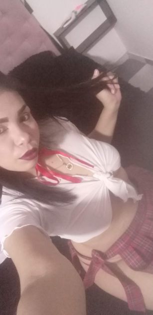 Model - kamila curvy