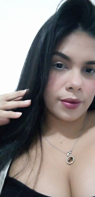 Model - kamila curvy