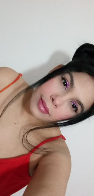 Model - kamila curvy