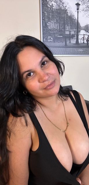 Model - Princess Cata sexy