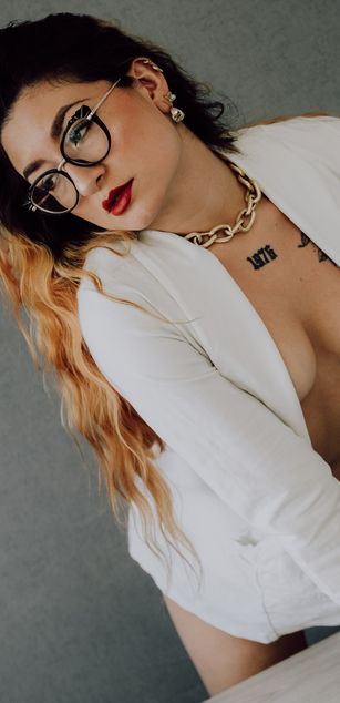 Model - AmbarSantany deepthroat