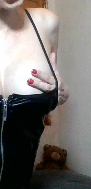 Model - Mistressmilly32 fetish