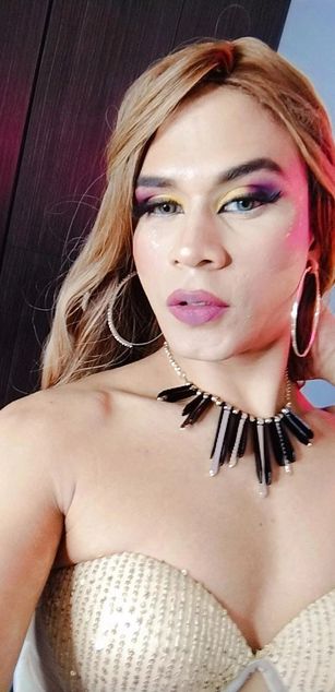 Model - Saskya_deluxxe sexy