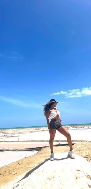 Model - EllaRose blowjob