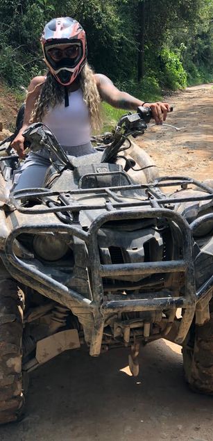 Model - EllaRose blowjob