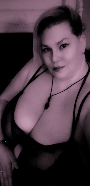 Model - MistressKalah roleplay