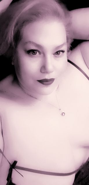 Model - MistressKalah roleplay