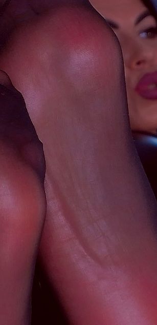 Model - Mistress Devina Daemon kinky