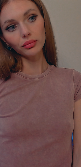 Model - Dreamy Alice deepthroat