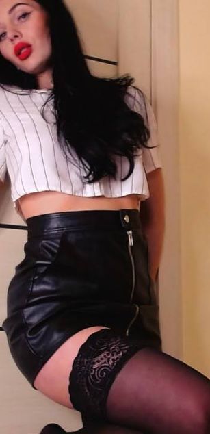 Model - Dreamy Alice deepthroat