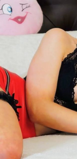 Model - Dreamy Alice deepthroat