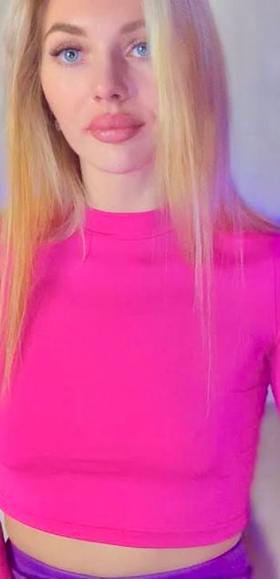 Model - Dreamy Alice deepthroat