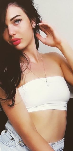 Model - Dreamy Alice deepthroat