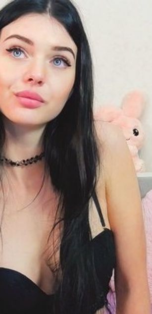 Model - Dreamy Alice deepthroat