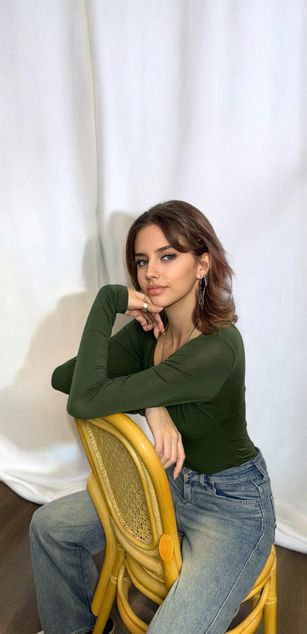 Model - Natalie teen