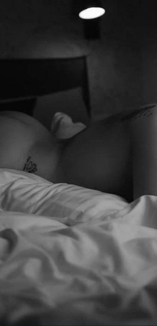 Model - taahira bigtits