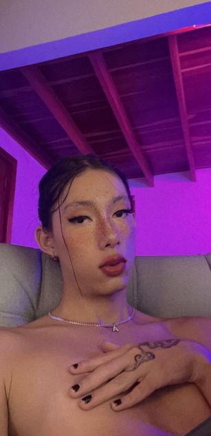 Model - Doja Alice Soto Mejia bigass