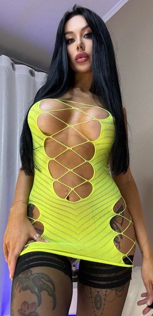 Model - kimberry bigtits