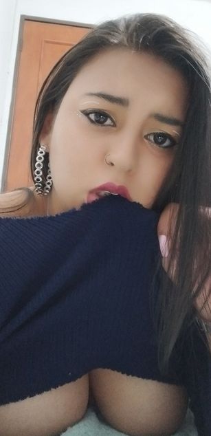 Model - Namy_Keyn bigtits