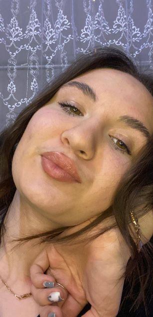 Model - Sara Wave bigboobs