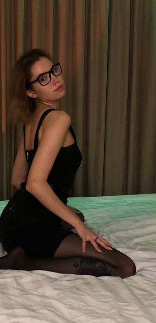 Model - Steve and Emi ass