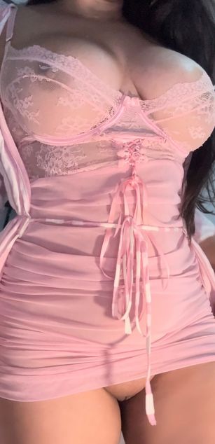 Model - Ana Lee bigtits