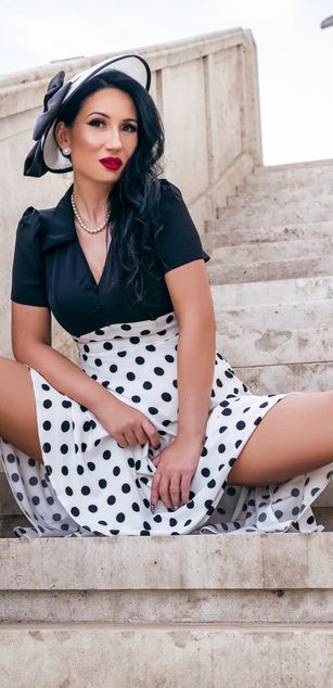 Model - BeckyShine deepthroat