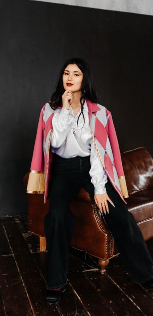 Model - AnneTLi topless