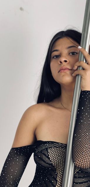 Model - Natalia Tompsom dp