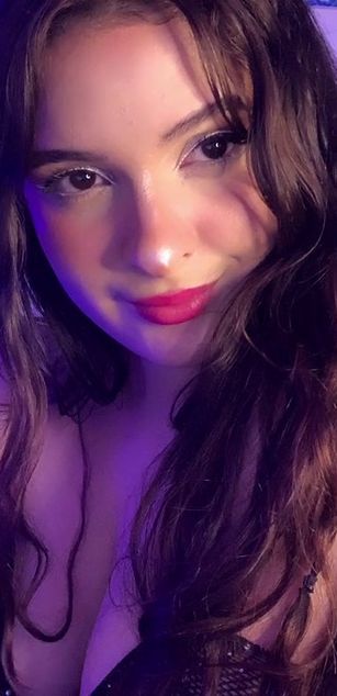 Model - Ariadna blowjob