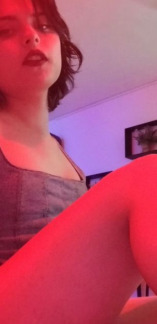 Model - Elizabeth Taylor toys