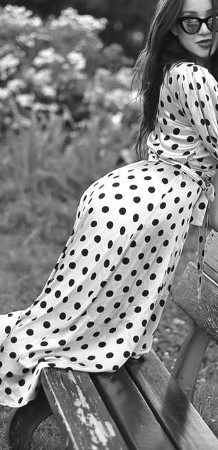 Model - SianaSky deepthroat