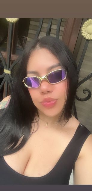 Model - dreabusty hairypussy