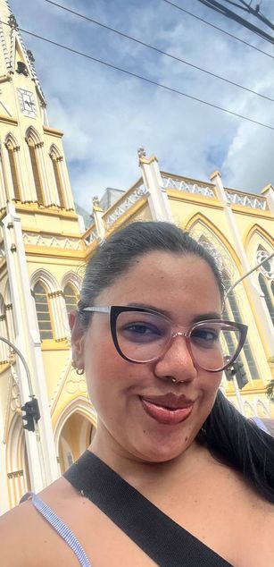 Model - dreabusty hairypussy