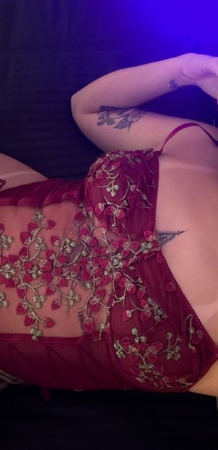 Model - Annie Hunters blowjob