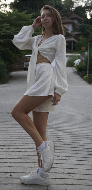 Model - Lina Siren heels